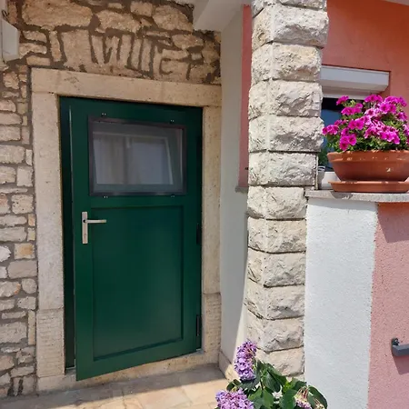 With Bathroom Appartamento