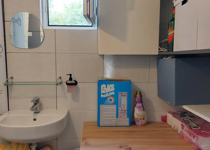 Booksa Premantura